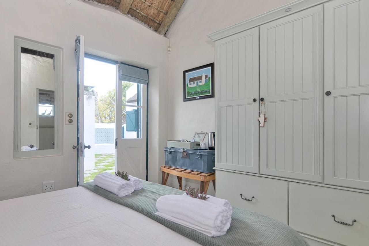 Zuidste Huisie Fisherman'S Cottage Struisbaai Exteriör bild
