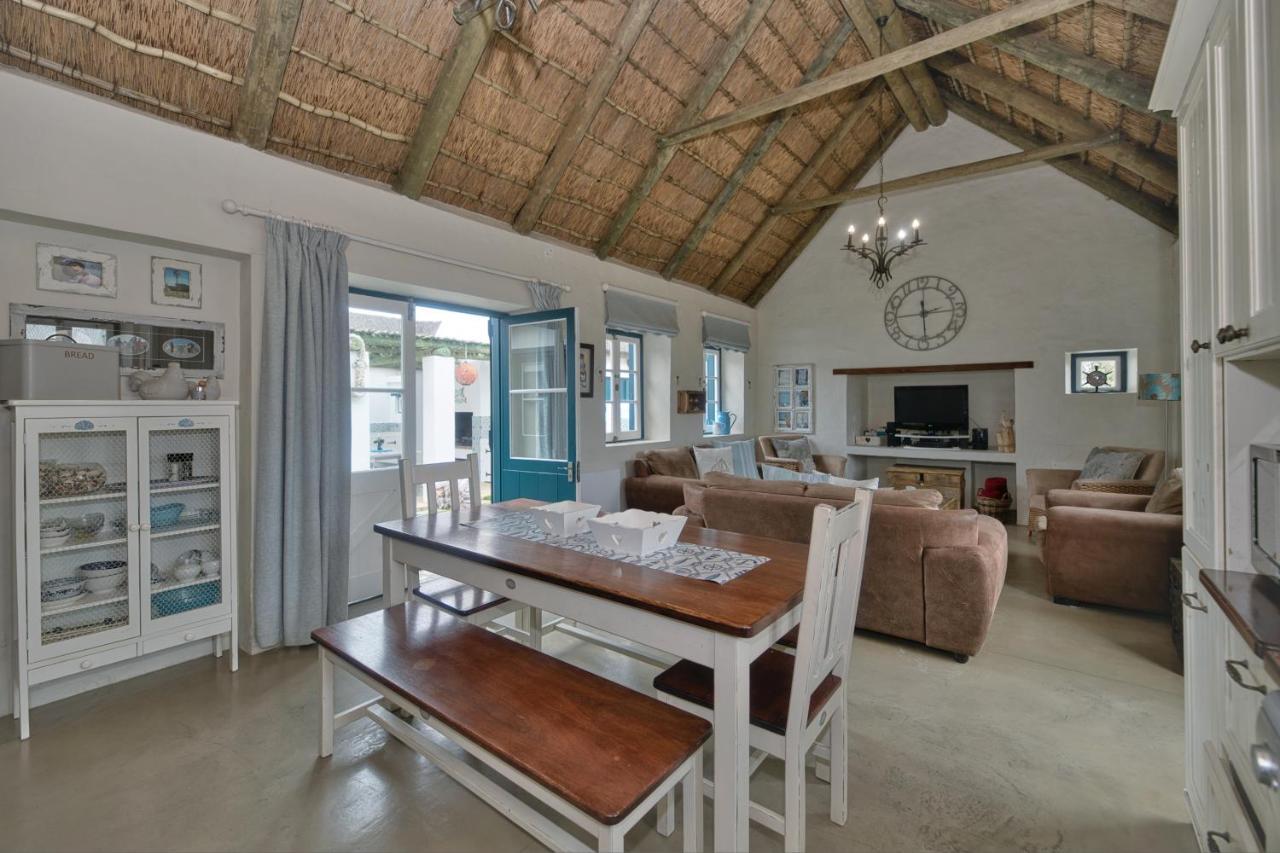 Zuidste Huisie Fisherman'S Cottage Struisbaai Exteriör bild